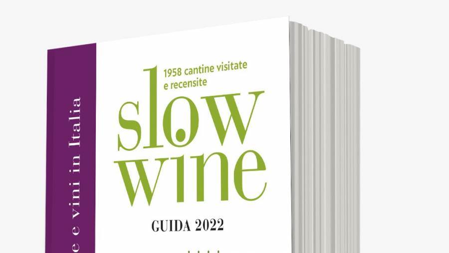 La guida Slow Wine 2022 torna in libreria e in vigna